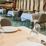 Ramada By Wyndham Gemli̇k 4*