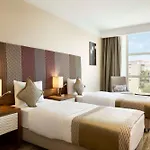 호텔 Ramada By Wyndham Gemli̇k 4*