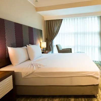 Ramada By Wyndham Gemli̇k Hotel Gemlik