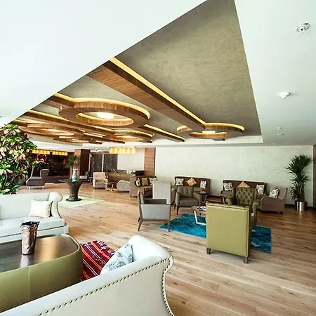 Ramada By Wyndham Gemli̇k 4*