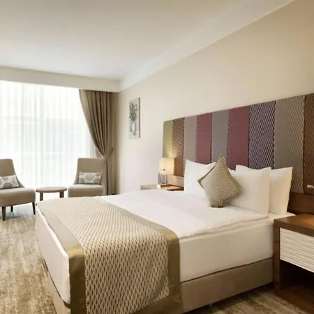 Ramada By Wyndham Gemli̇k Hotel Gemlik