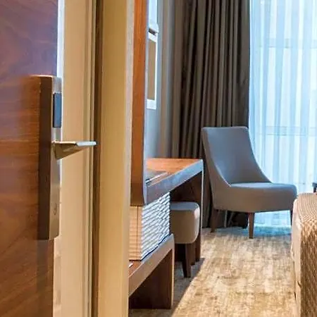 Ramada By Wyndham Gemli̇k Ξενοδοχείο Gemlik