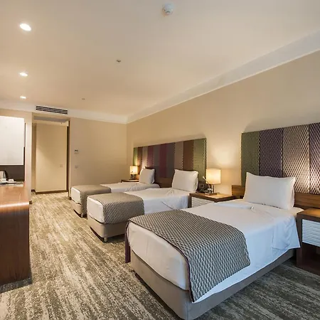 Ramada By Wyndham Gemli̇k Gemlik