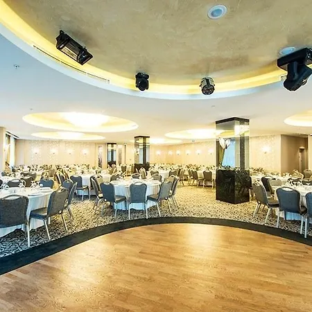 מלון Ramada By Wyndham Gemli̇k Gemlik