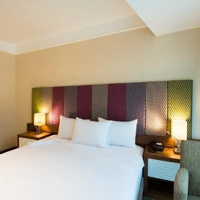 Ramada By Wyndham Gemli̇k מלון Gemlik