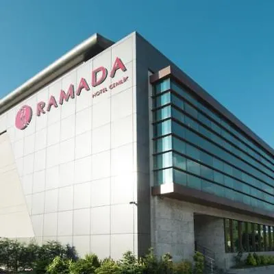 Ξενοδοχείο Ramada By Wyndham Gemli̇k