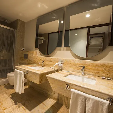 酒店 Ramada By Wyndham Gemli̇k Gemlik