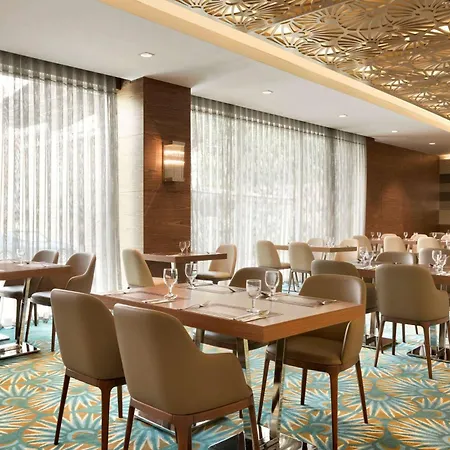 Hotel Ramada By Wyndham Gemli̇k Gemlik