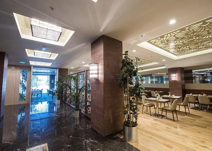 Ramada By Wyndham Gemli̇k 4*