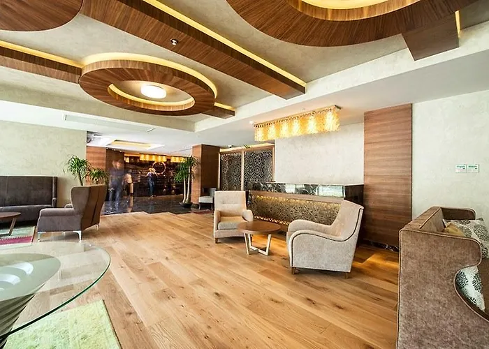 Ramada By Wyndham Gemli̇k Hotel 4*