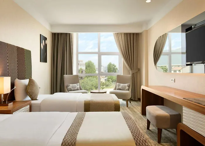 Hotel Ramada By Wyndham Gemli̇k 4*